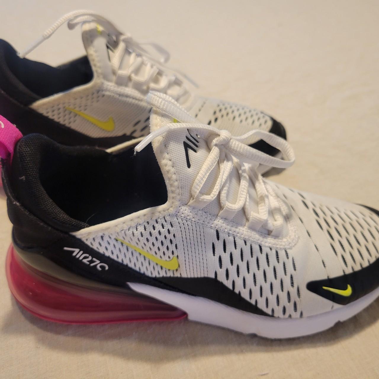 Air max 270 trainer white / outlet volt / laser fuchsia size 5