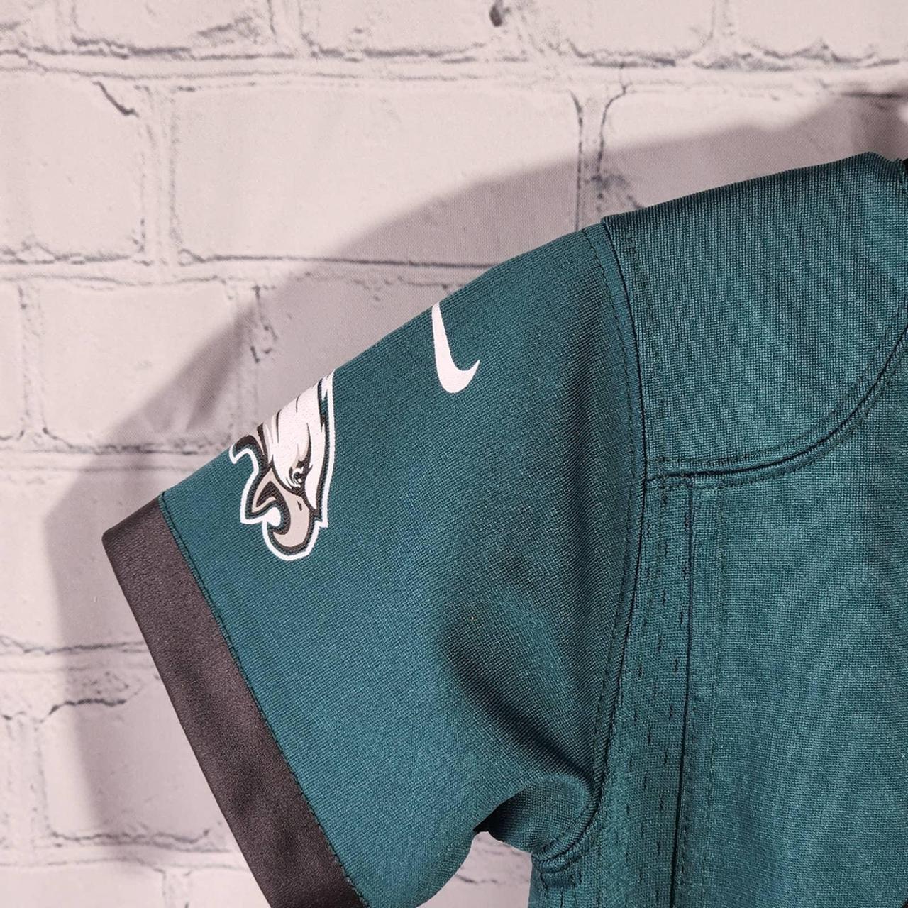 Retro Nike Philadelphia Eagles Carson Wentz NFL - Depop