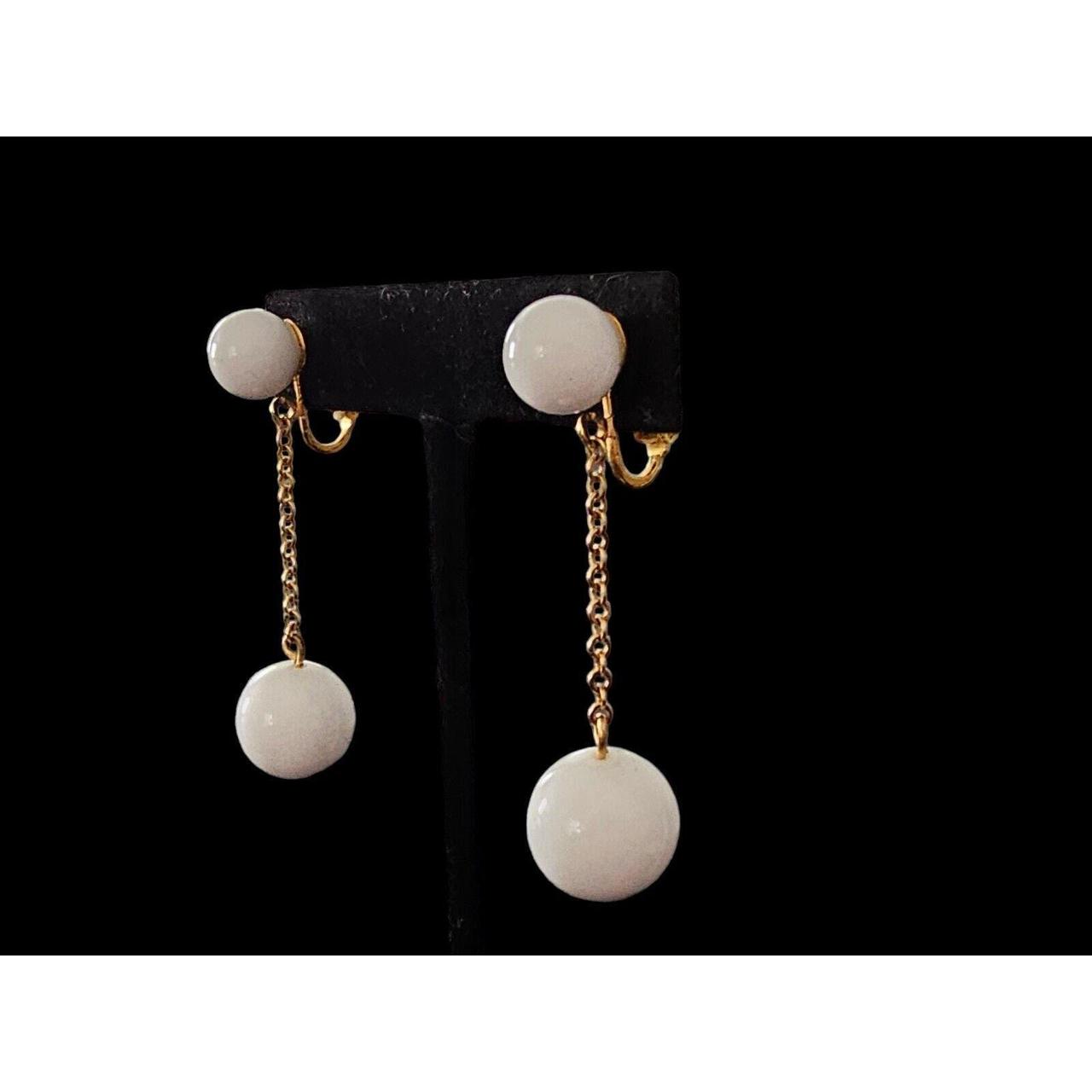 These beautiful vintage Marvella clip-on Depop - Main Image