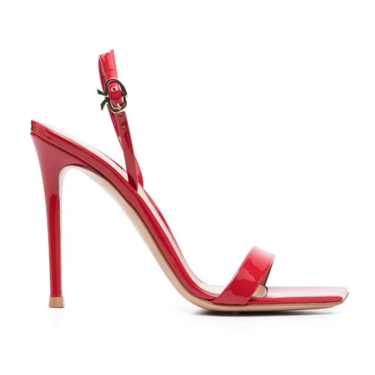 item listed by designertings1