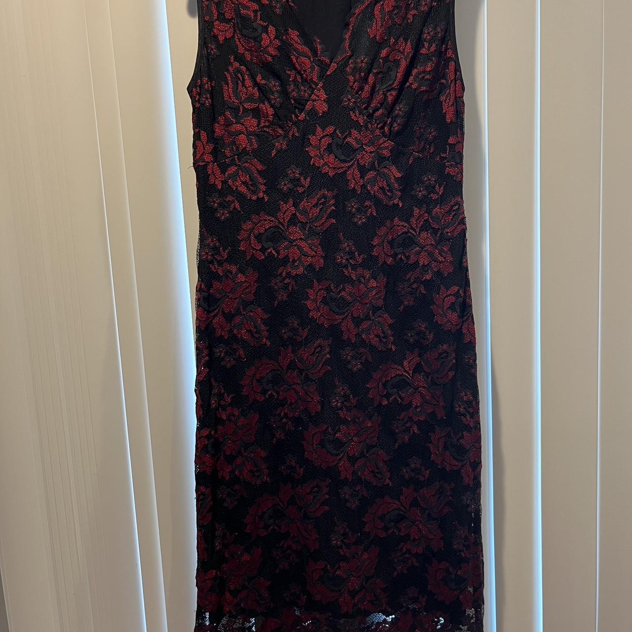 Karen Kane lifestyle black and red lace medium dress - Depop