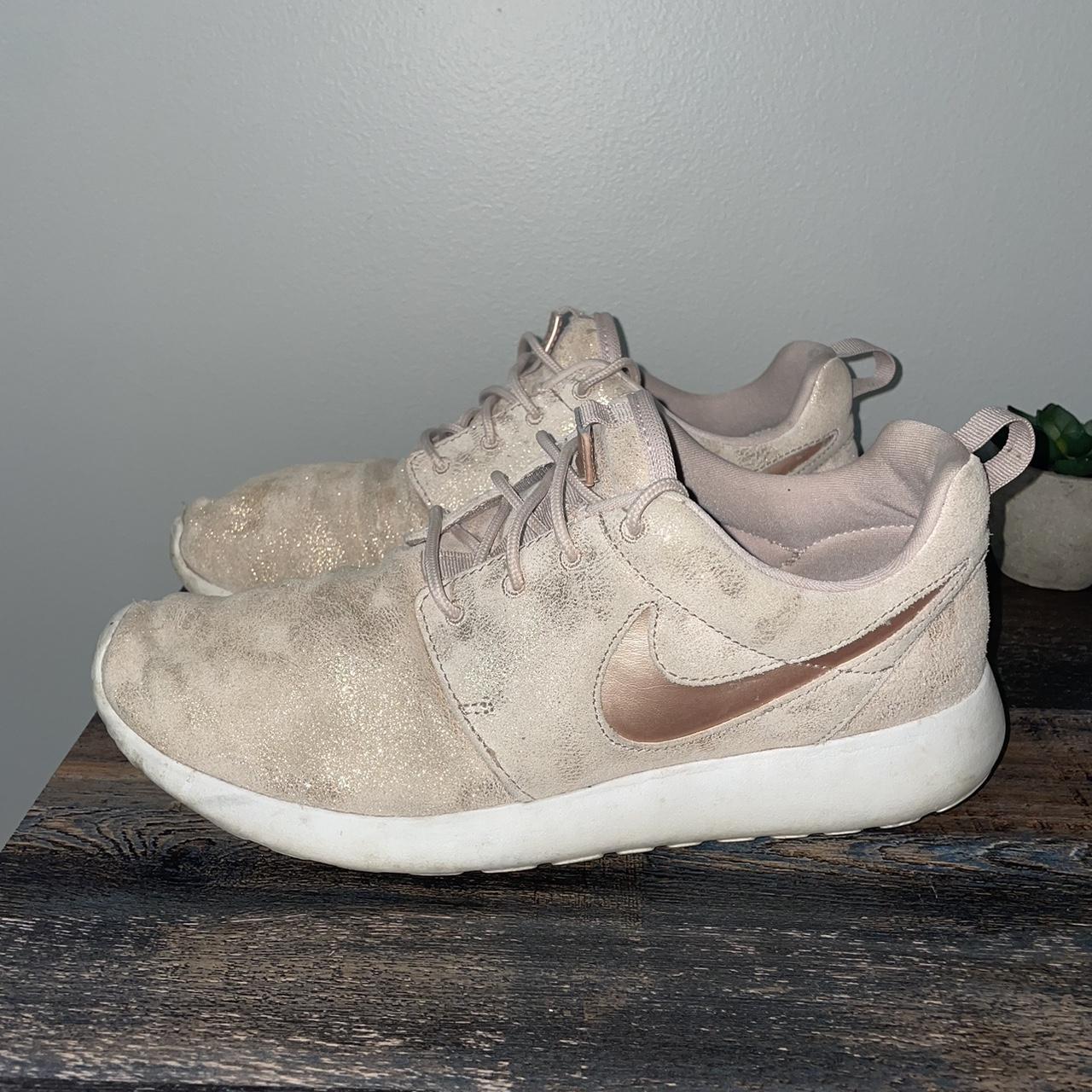 Rose gold outlet roshe