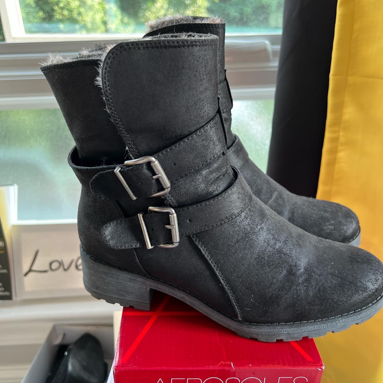 Boots - Depop