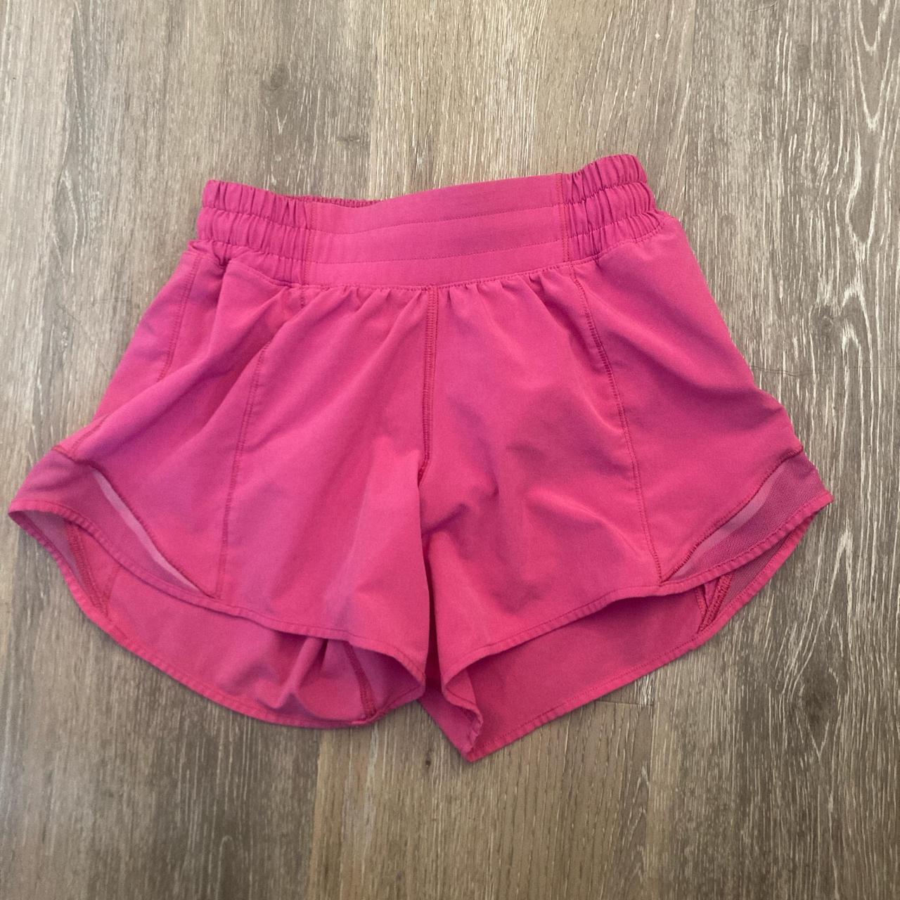 Sonic pink lulu shorts, size 0 I think 4in. No...