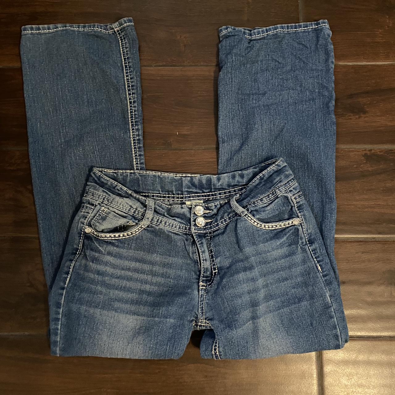 item listed by angikeeff