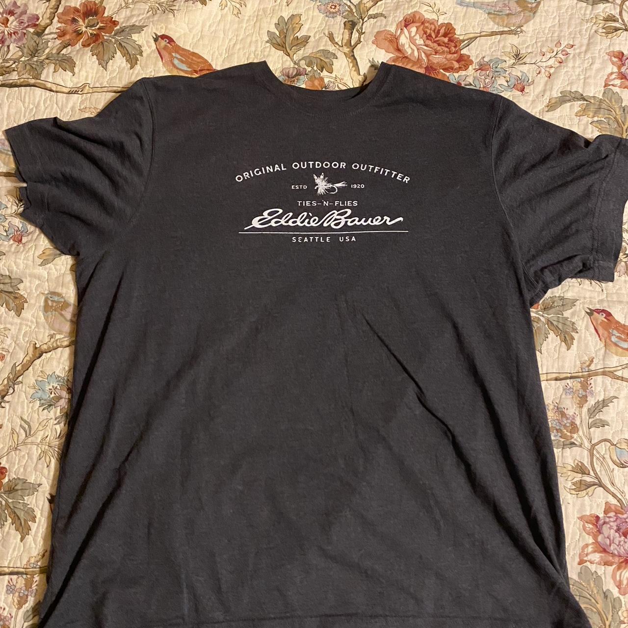 Eddie Bauer T-Shirt - Depop