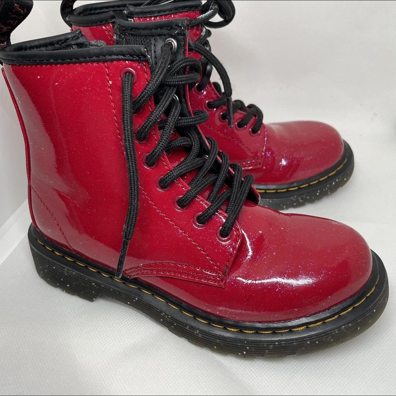 Red glitter hot sale dr martens