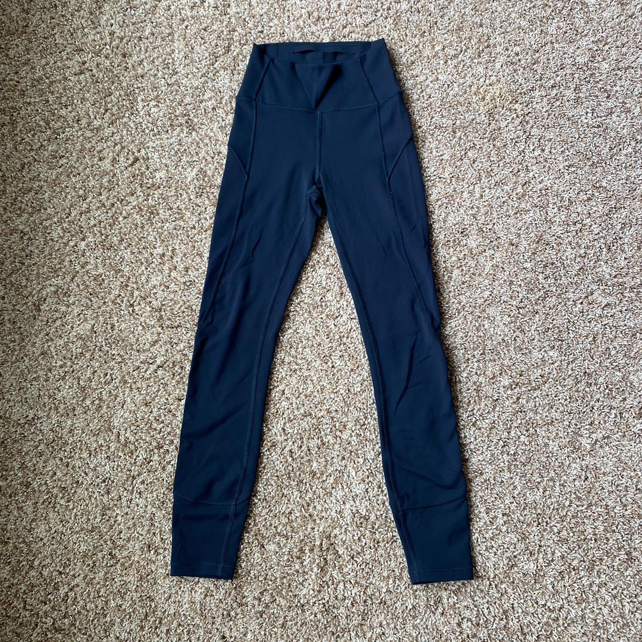 Lululemon navy leggings 25”, size 2, some... - Depop