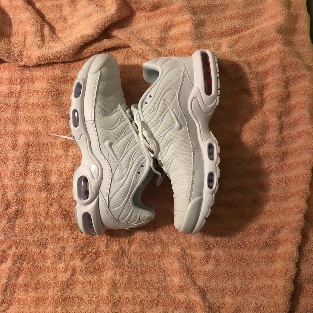 stage use nike air max plus