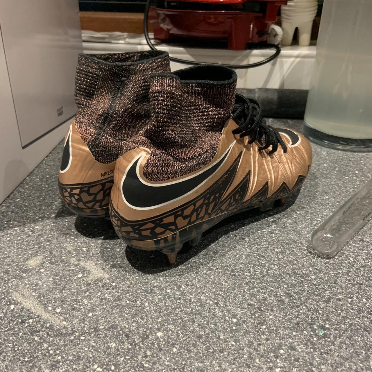 nike hypervenom phantom stealth