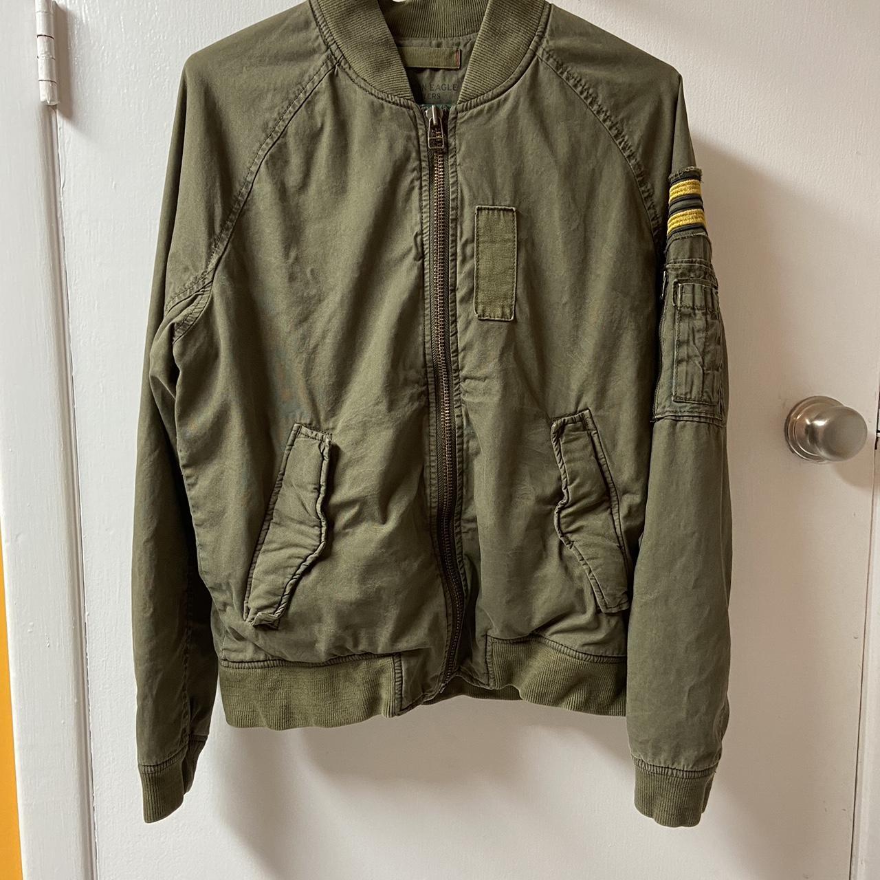 Men’s American Eagle Outfitters Khaki green