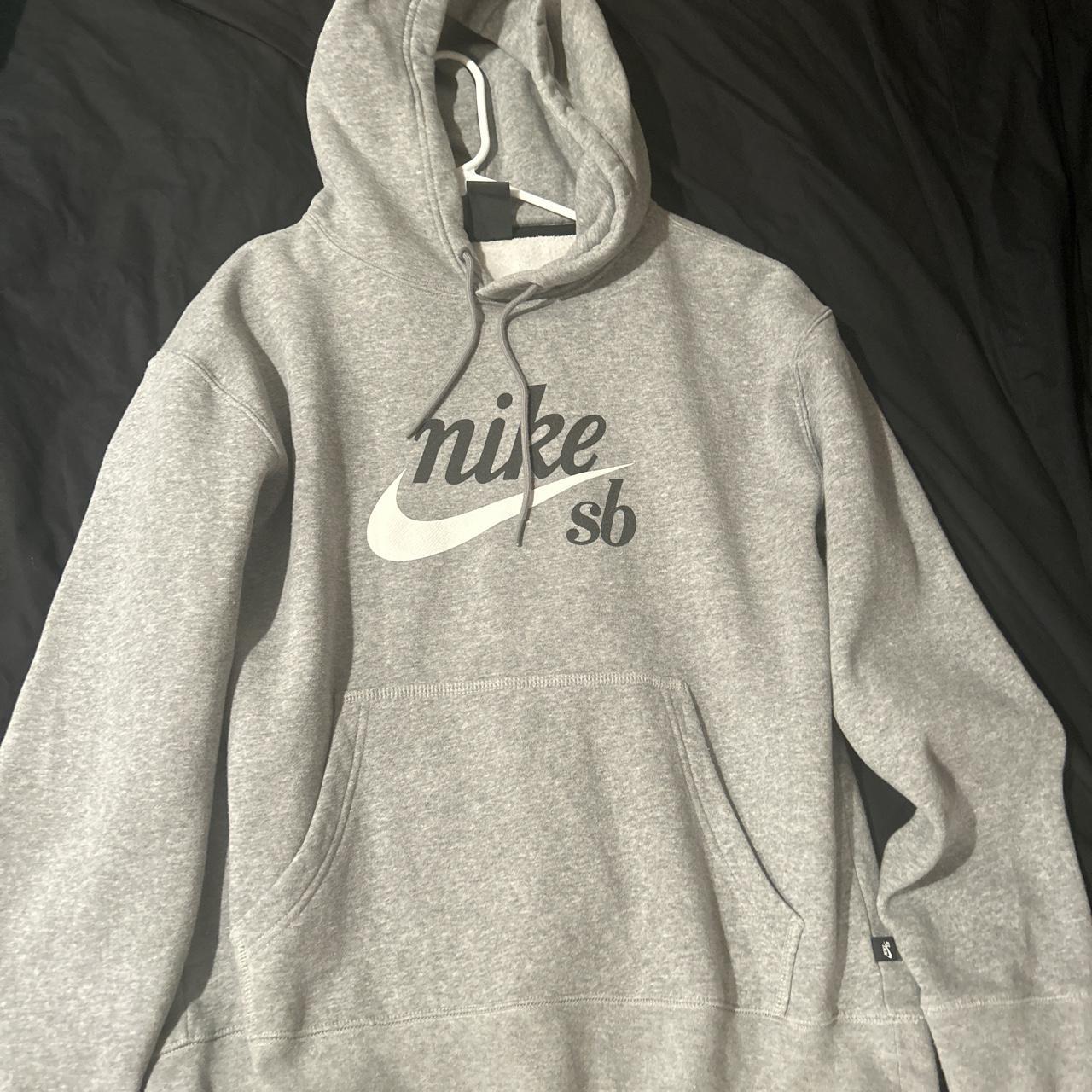 Nike sb grey hoodie. Men’s size medium, like new - Depop