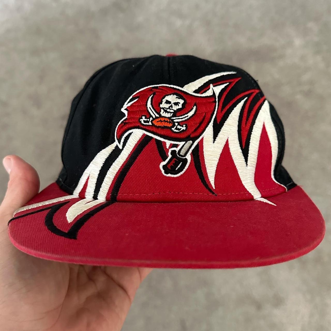 NFL Tampa Bay Buccaneers New Era Winter Hat Pom - Depop