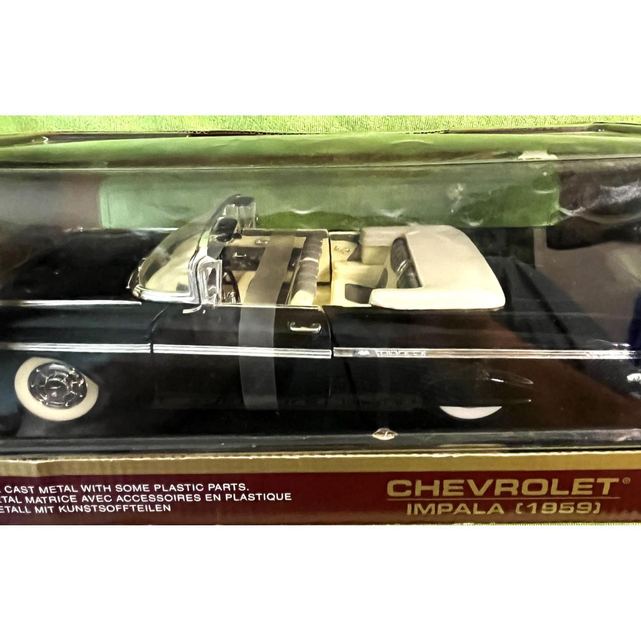 Yat Ming Road Legends retailer 1:18 Diecast 1959 Chevrolet Impala Convertible-NEW IN BOX!