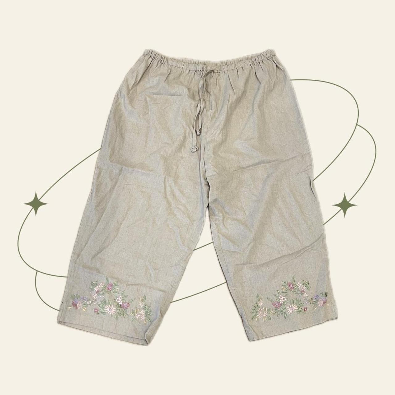Vanity women's 9/14 stretch Capri pants This item - Depop