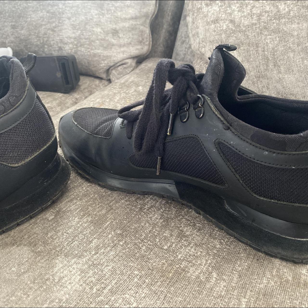 Tommy mallets size 9 good condition need a clean but... Depop