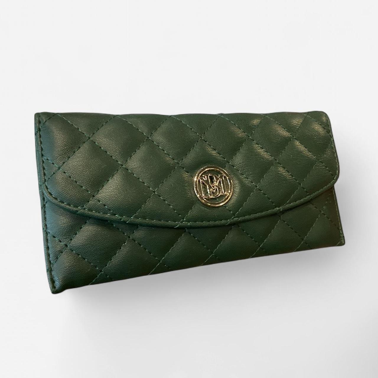 item listed by allureshowroom