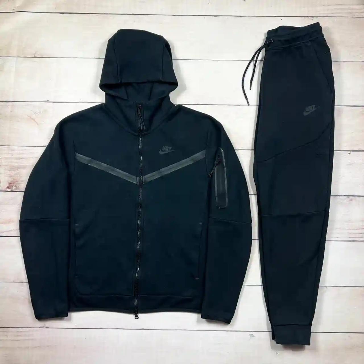 nike tech fleece set