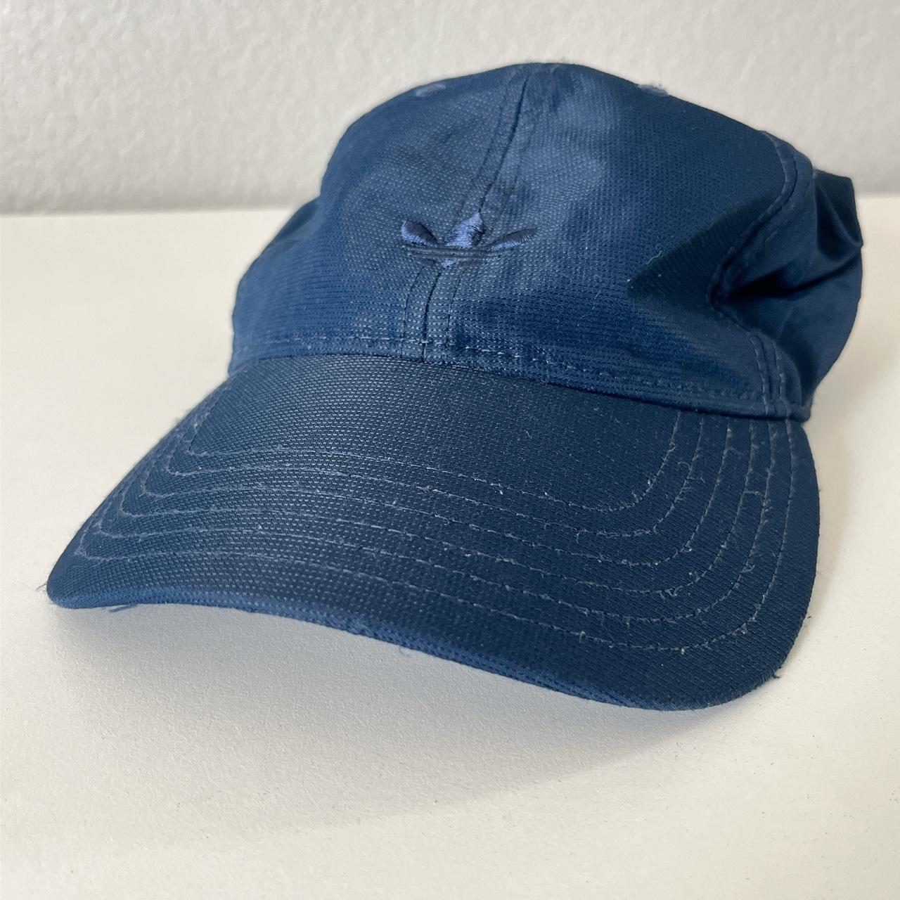 Adidas cap navy blue deals