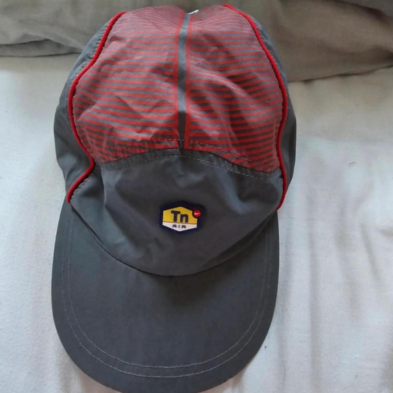 Nike black and red hat, Vintage Nike TN Cap