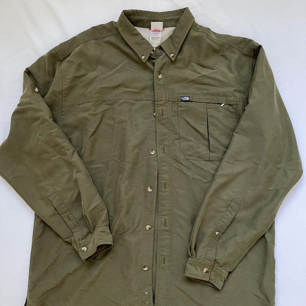 MENS NORTH FACE BUTTON UP -never worn -XL - Depop