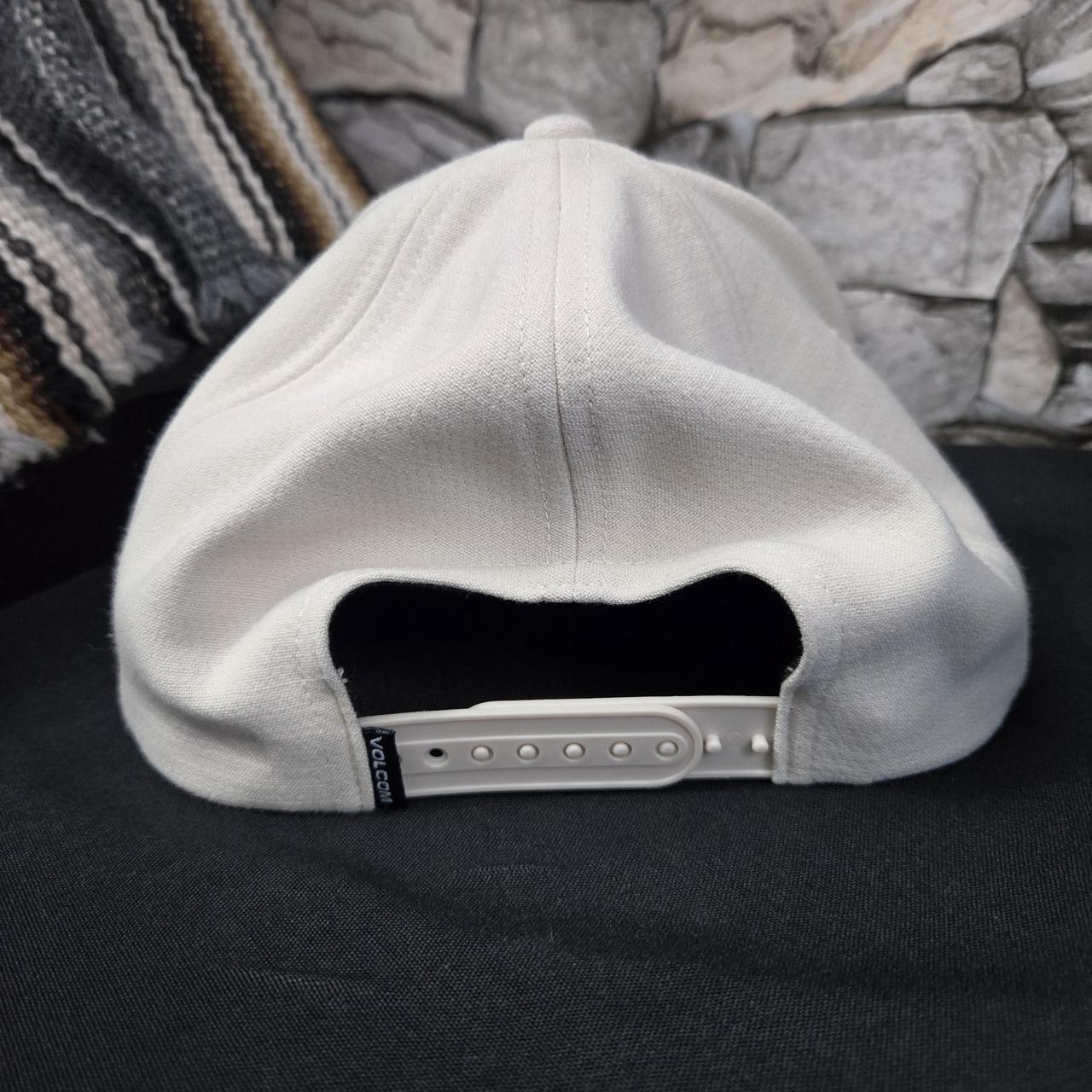 Volcom Men's Hat - Cream – Volcom cap, specifical… - image 3
