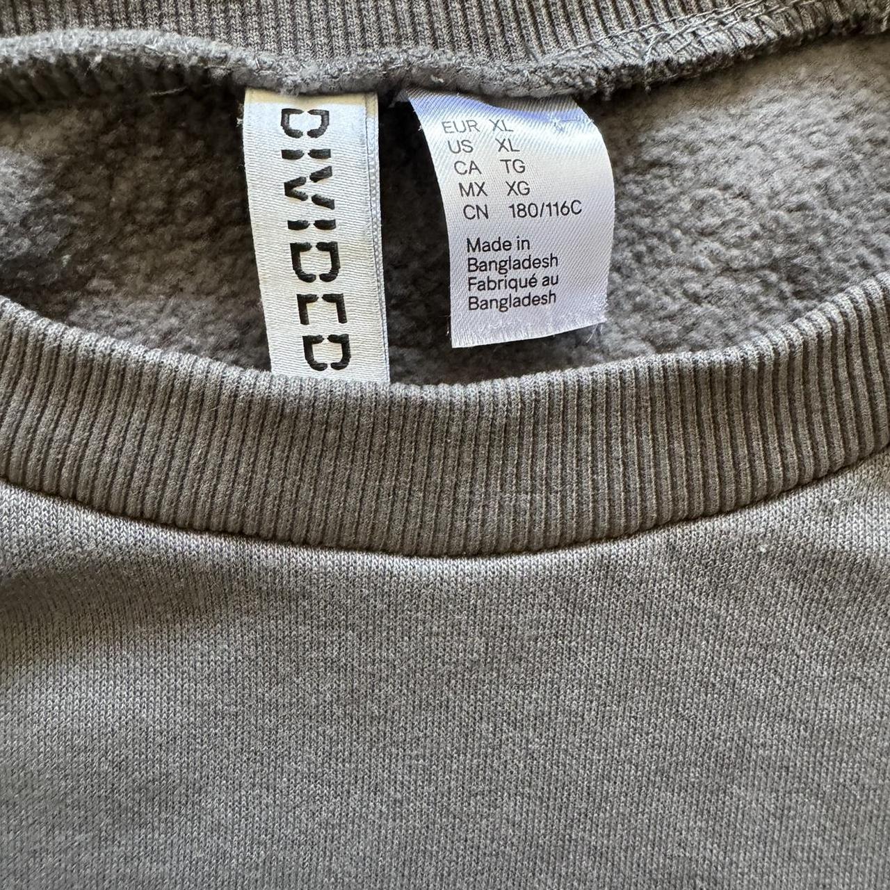 h&m divided grey jumper size xLarge - Depop