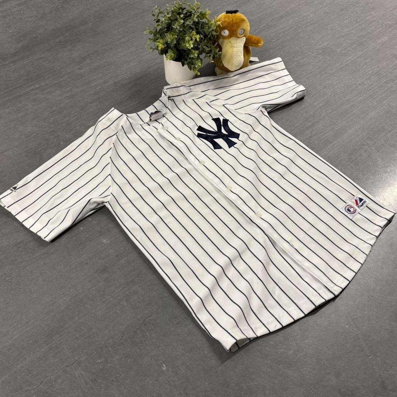 item listed by rockcitythrift