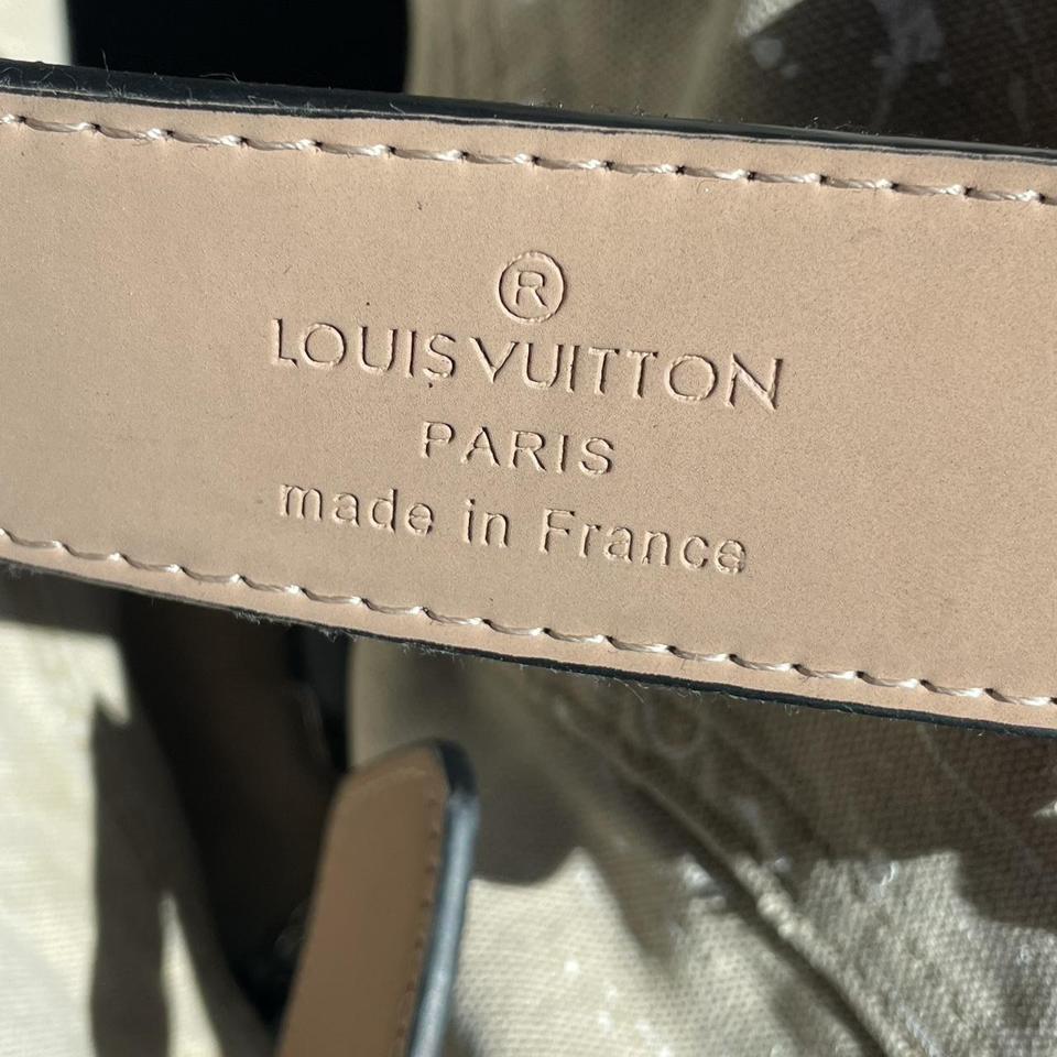 White Reversible Louis Vuitton belt Size 42 Used - Depop