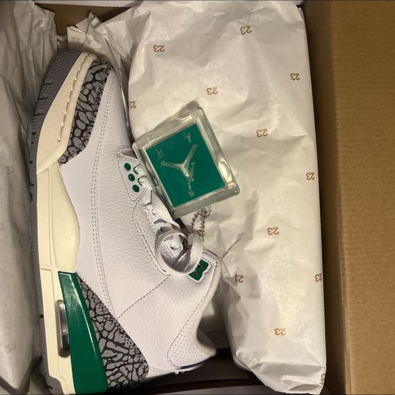 restocks lucky green