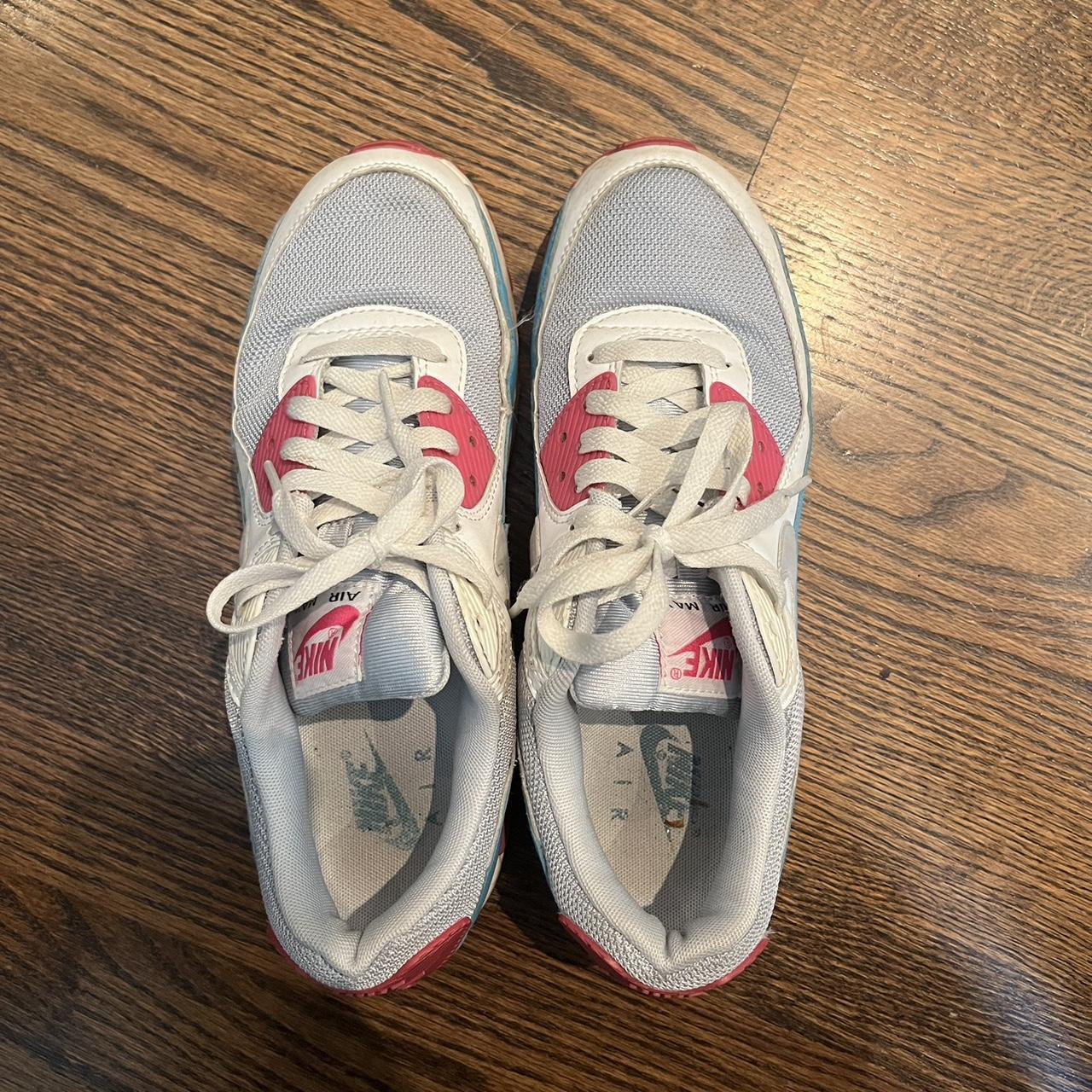 mens blue and pink nike shoes