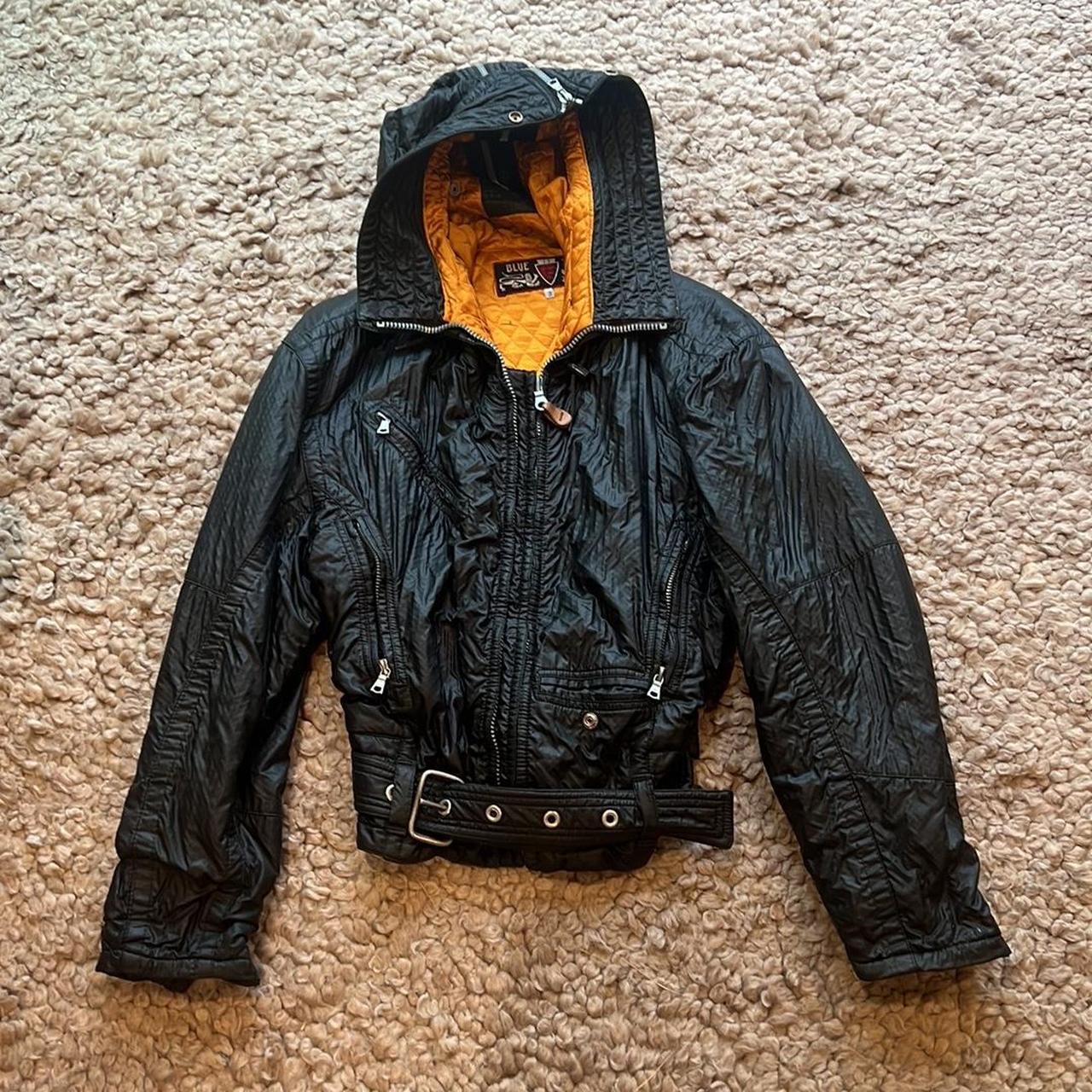 item listed by abeeezi