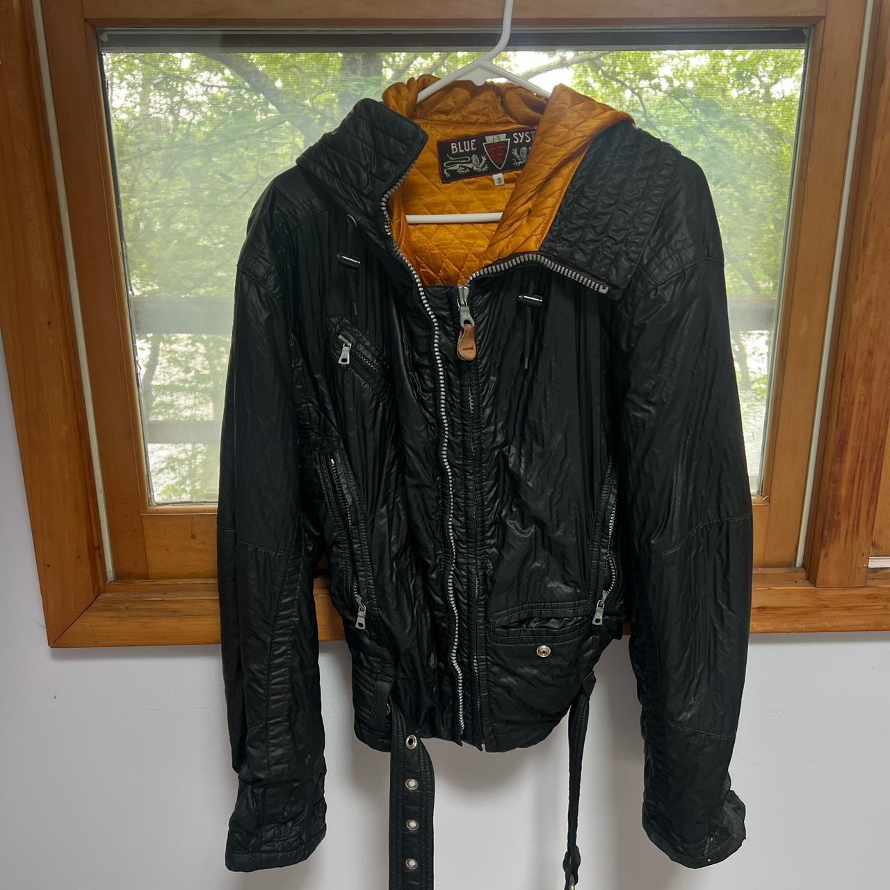 item listed by abeeezi