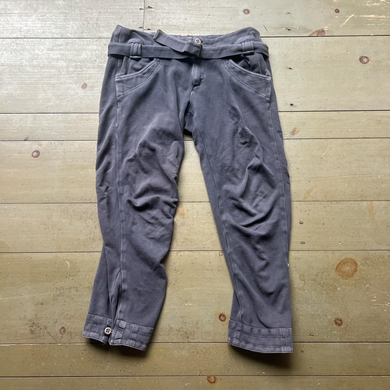 item listed by abeeezi