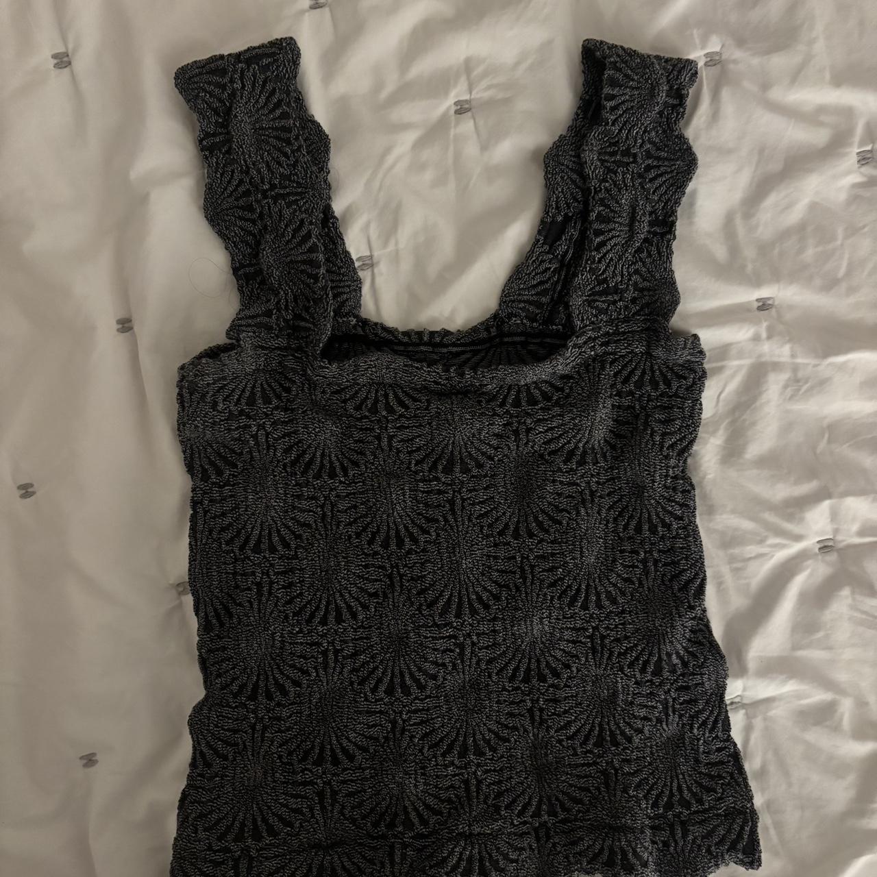 item listed by amelieevansss