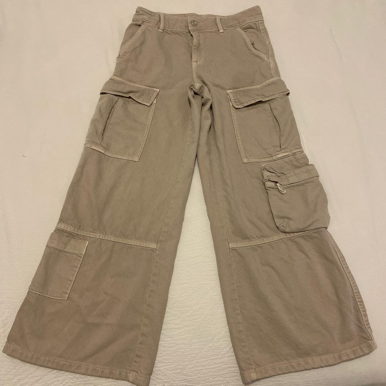 Baggy Cargo pants Beige/ Off white Zara Kids size - Depop