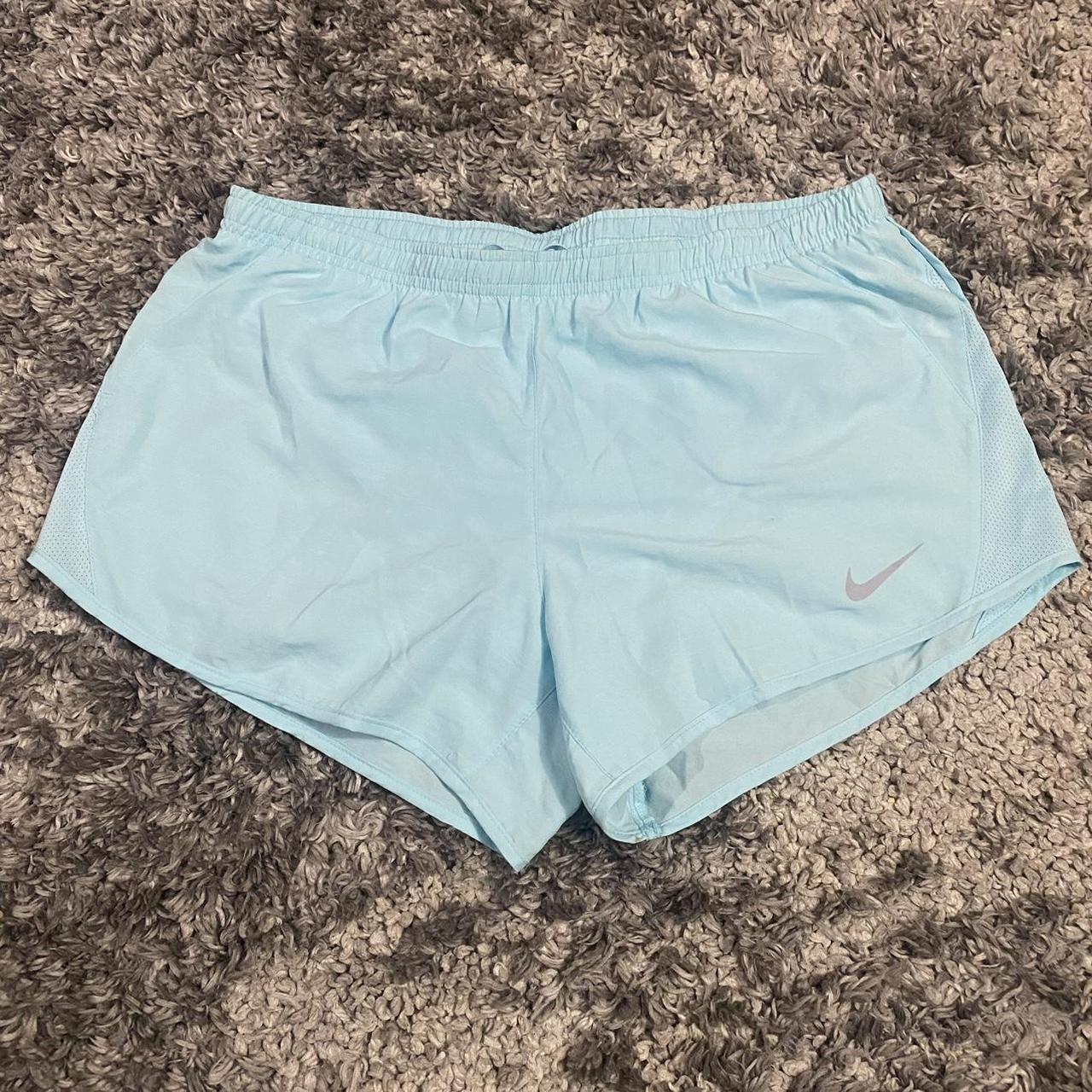 Light blue hotsell nike shorts womens