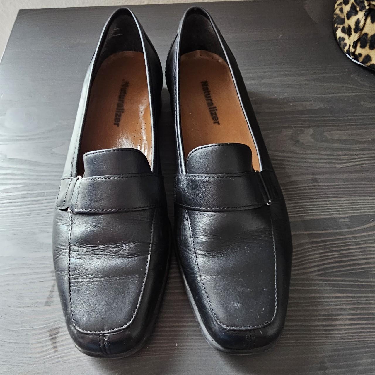 Black 90s Naturalizer loafers. Leather size 8.5 women's - Depop