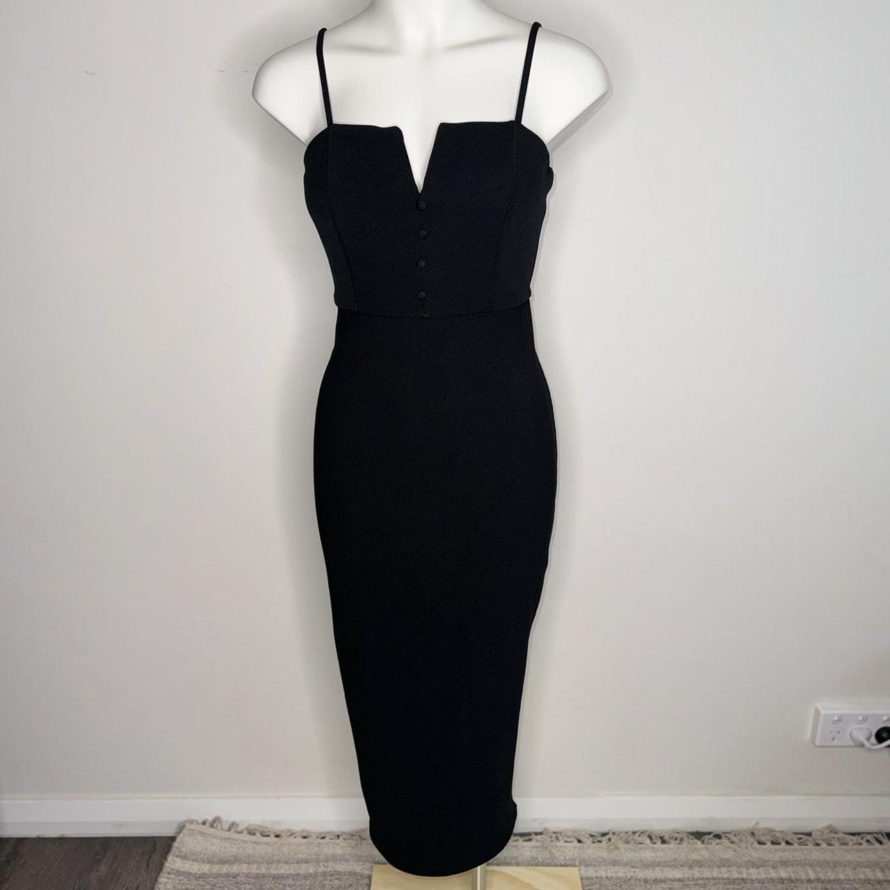 Black fitted spaghetti strap dress best sale