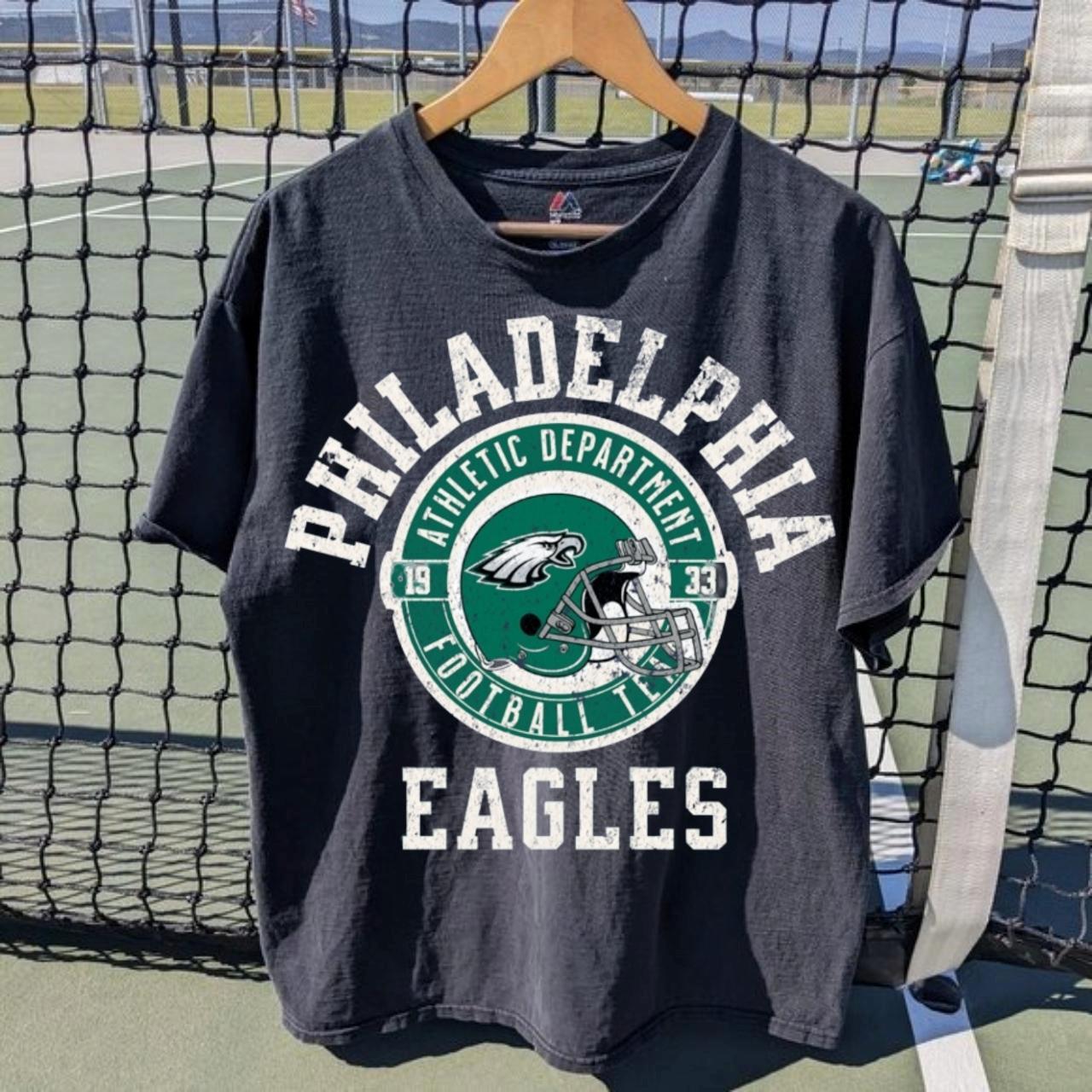 PHILLY EAGLES SUPERBOWL T-SHIRT - super cute and - Depop