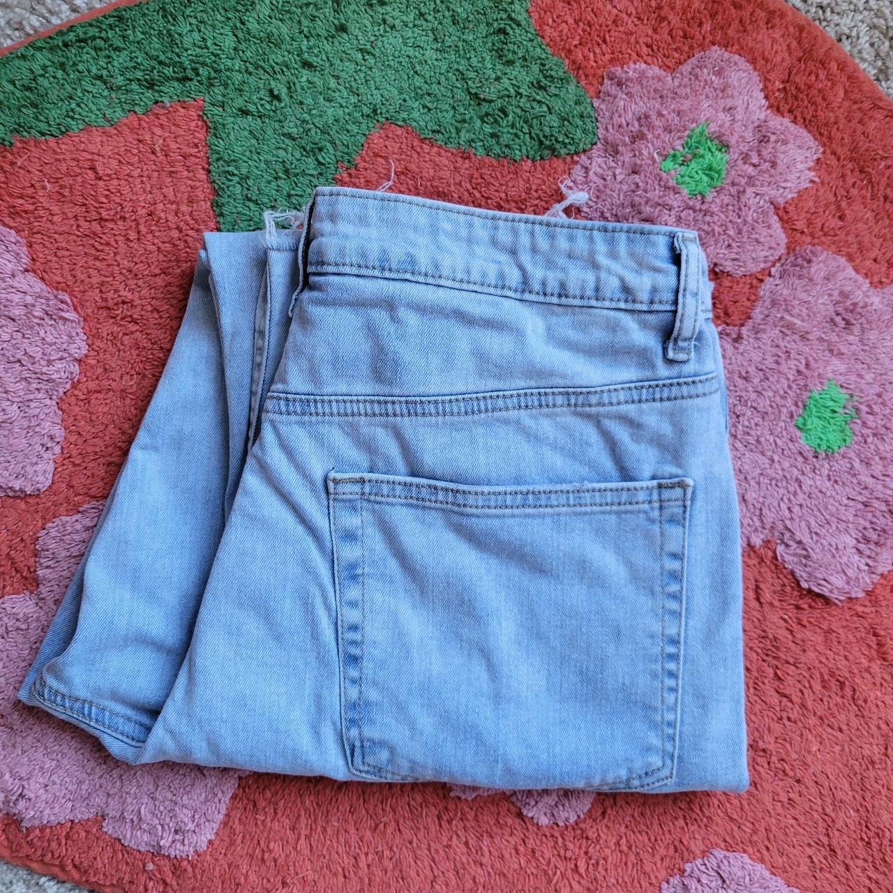 High waisted, distressed jeans Brand: No Boundaries - Depop