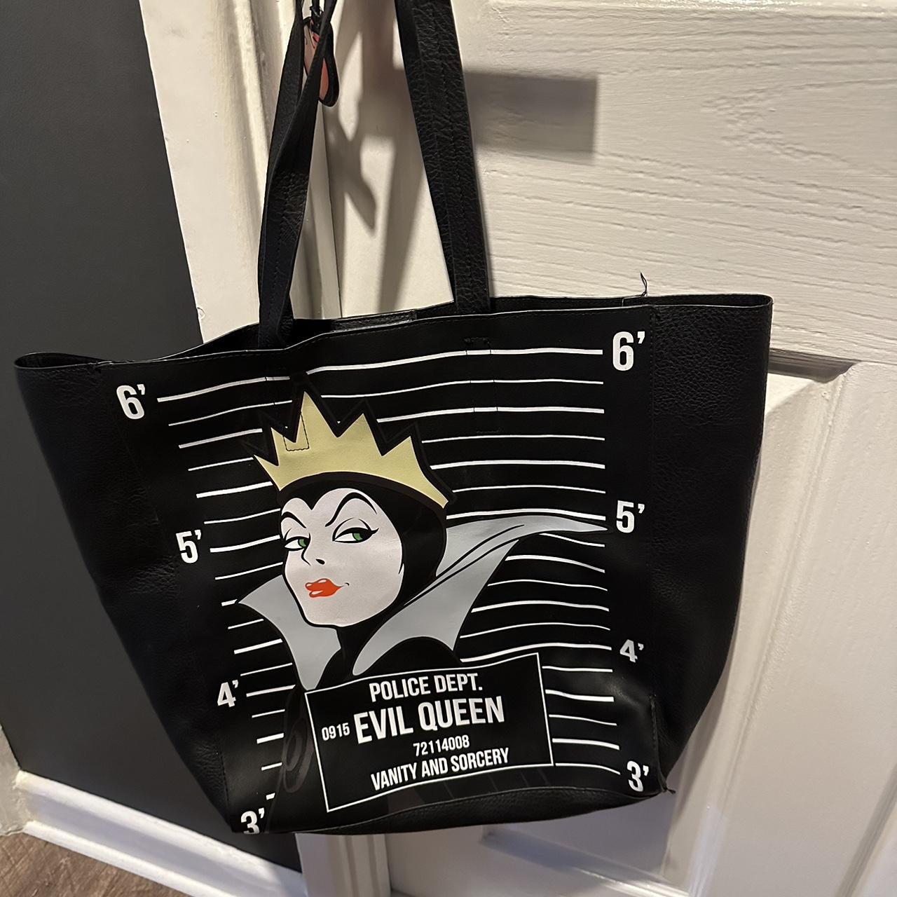 DISNEY MALEFICENT PURSE NEVER USED, STILL HAS - Depop