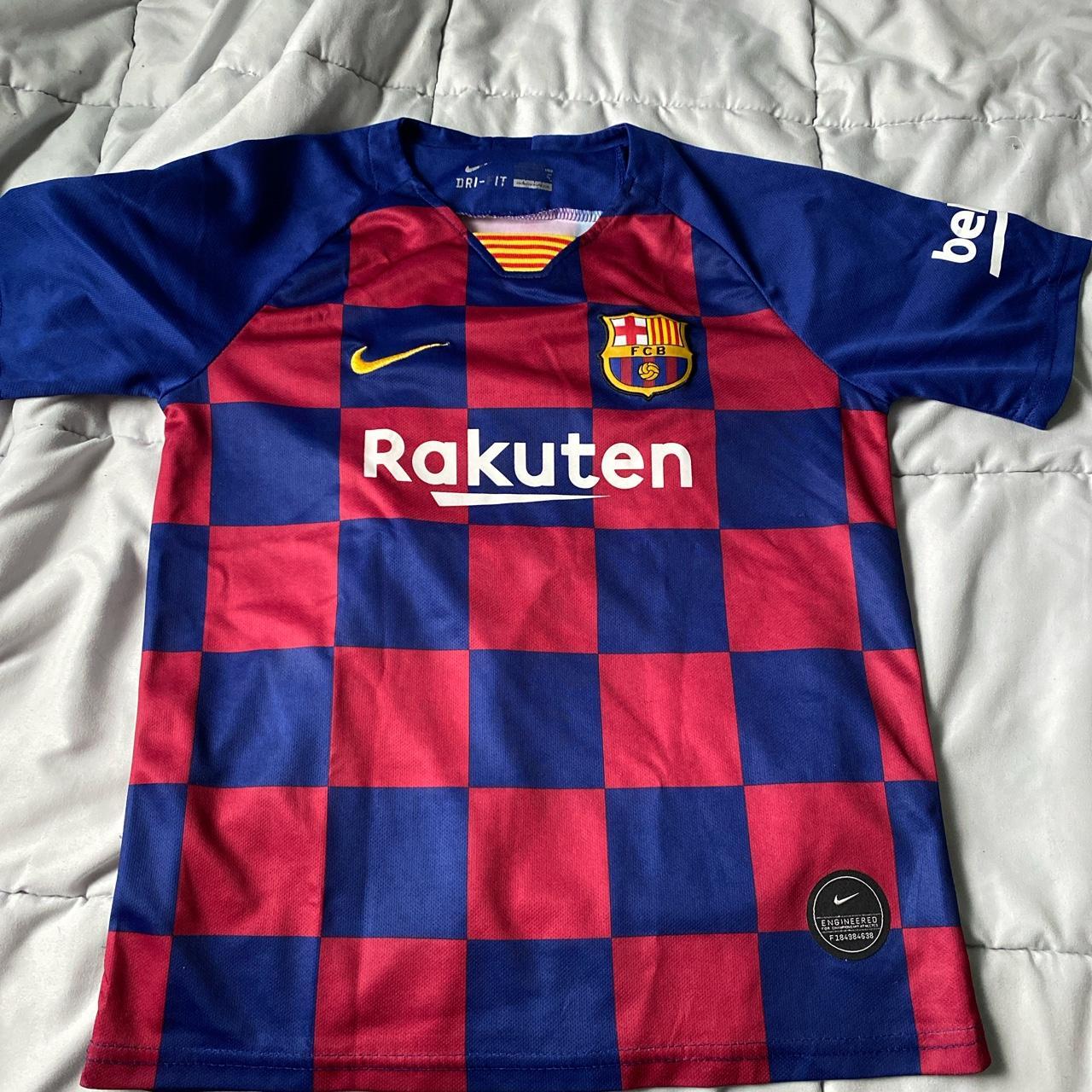 FC Barcelona Messi jersey Kids size small excellent... - Depop