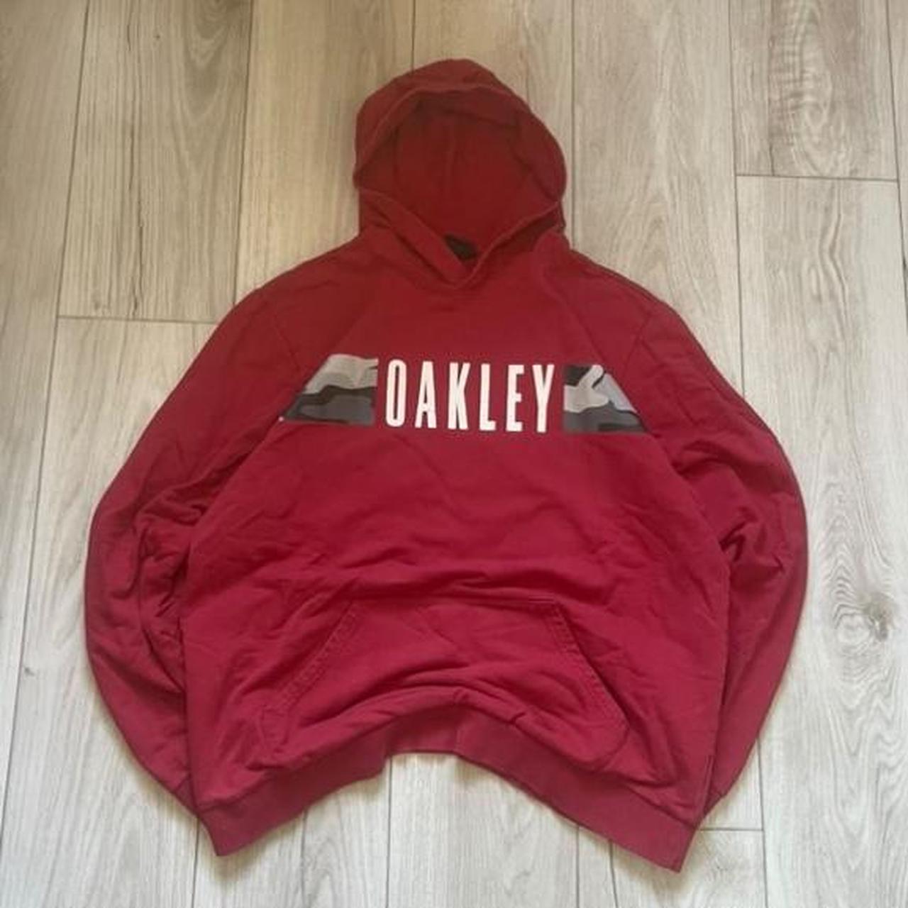 Oakley Men's Hoodie - Red - XXL – Y2k Vintage 2000s Oakley Red Camo Hoodie …
