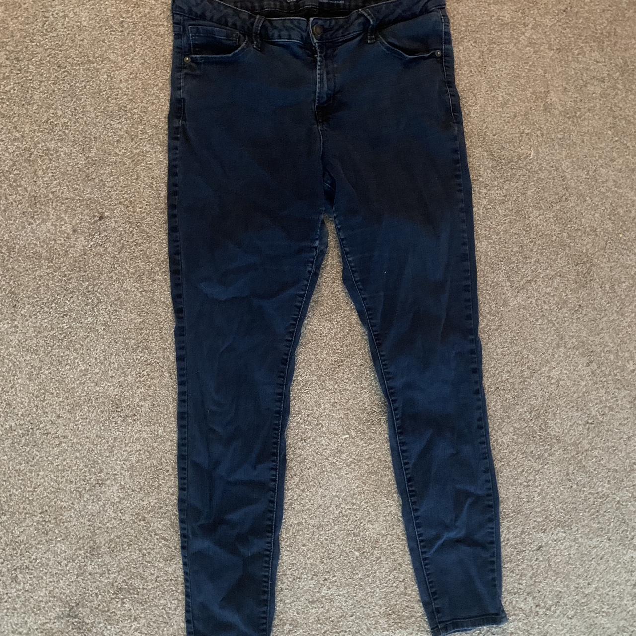 Old Navy Rockstar skinny jeans, low-rise, SIZE 14 - Depop