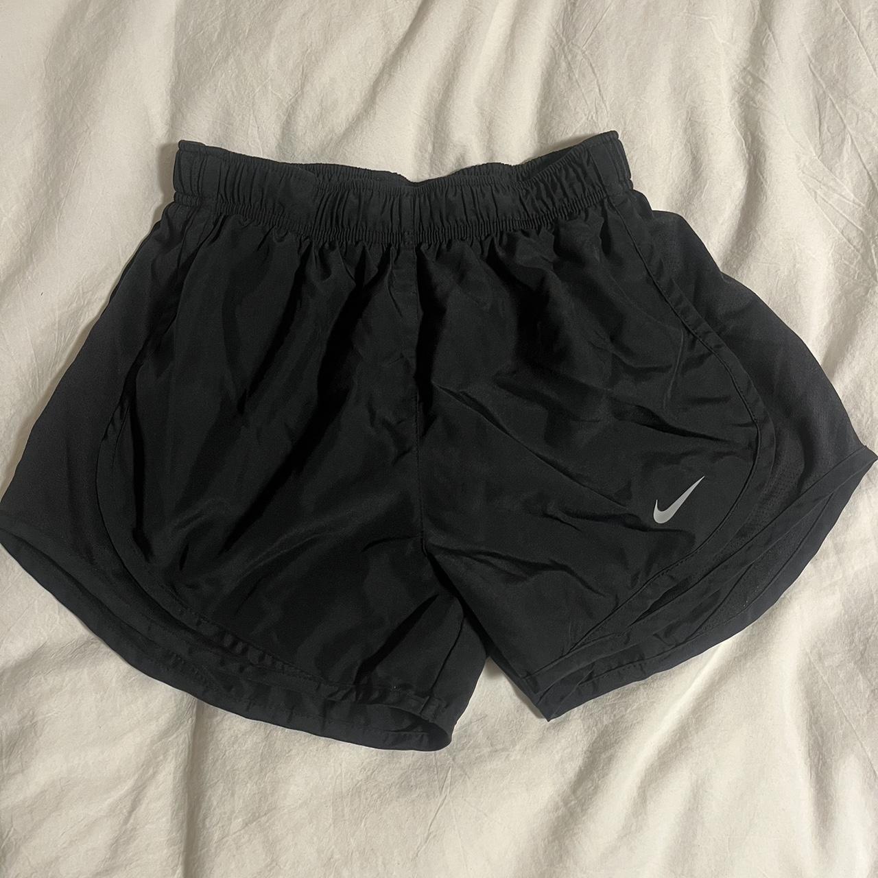 nike xs shorts size