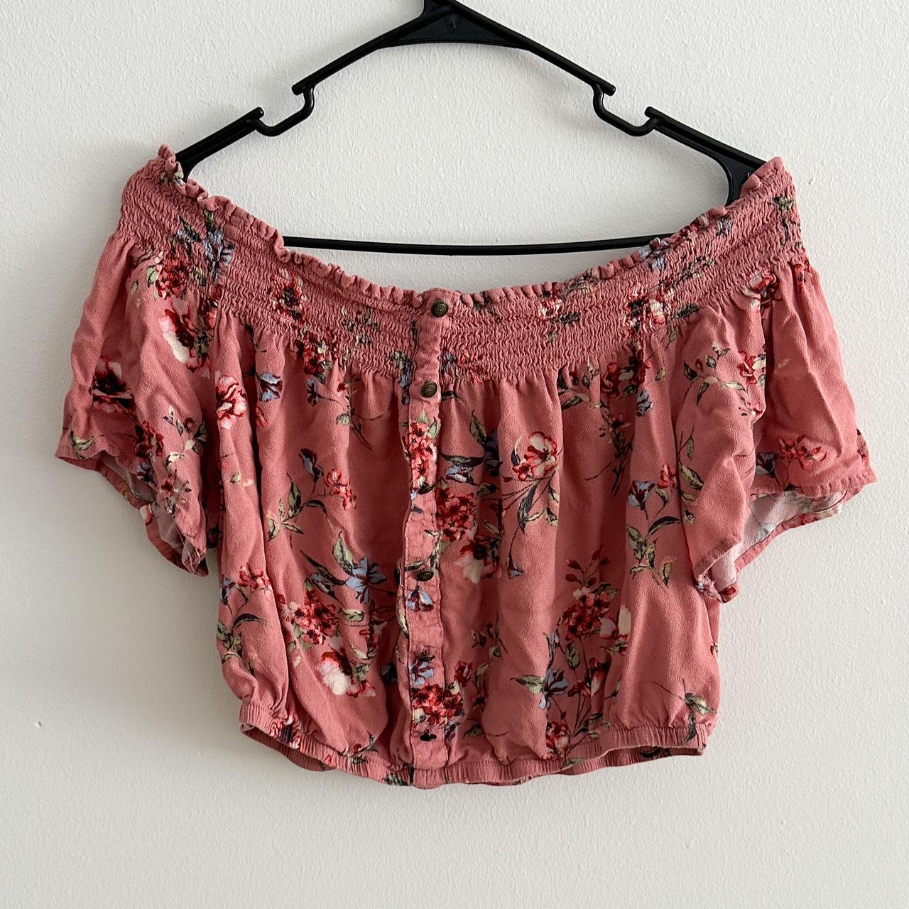 Xhilaration Floral Crop Top Size XL Fun floral crop Depop