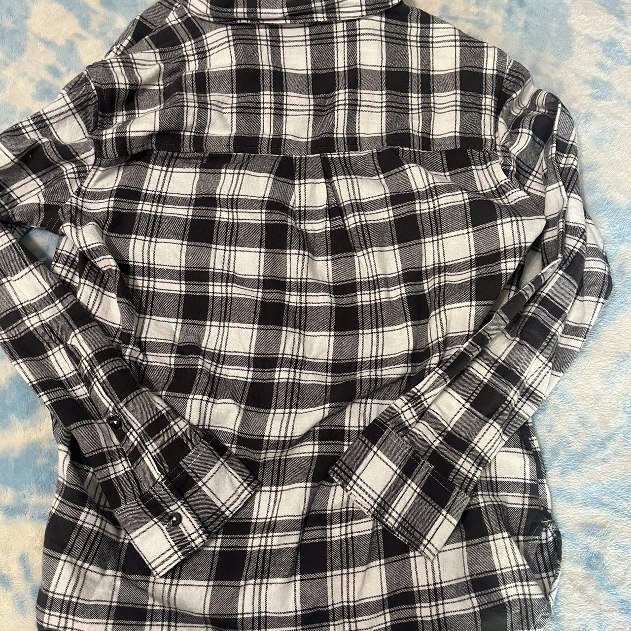 Black & white plaid flannel shirt
