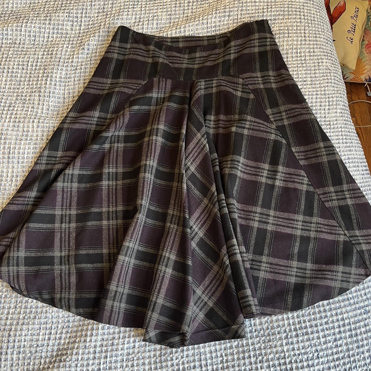 Plaid skirt clearance depop