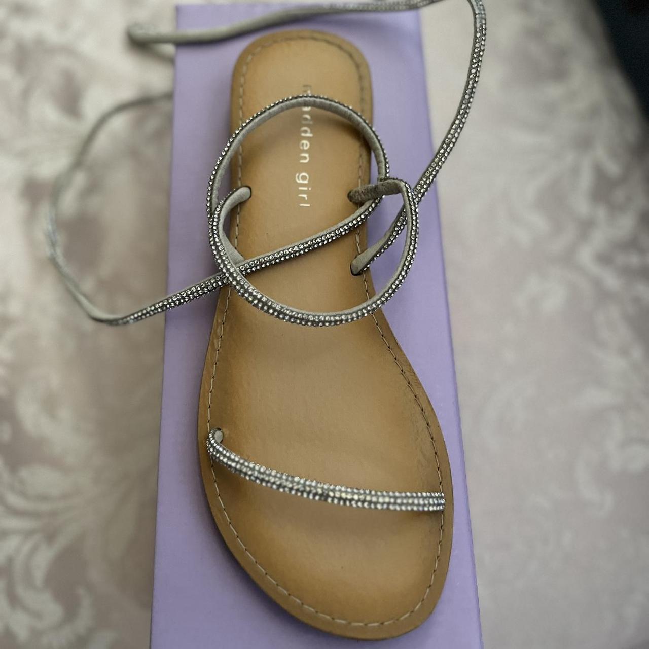 Ladies Leather Sandals, Size : 6-8, Gender : Female at Best Price in Kolkata